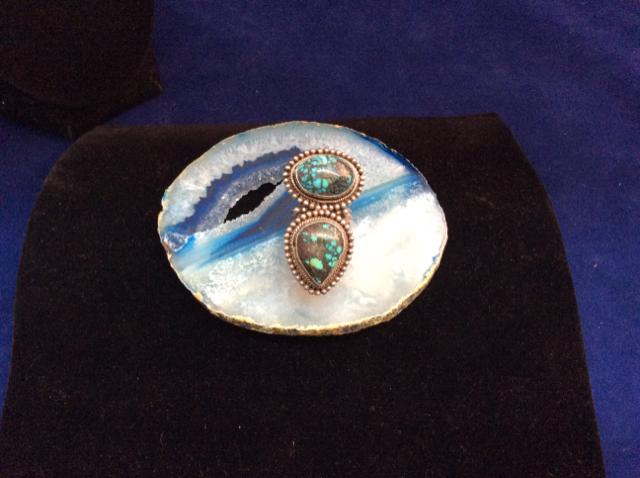 Vintage snowflake obsidian ladies ring.  Stamped 925  Silver sz 8.5 - Ragtime Consignment Boutique