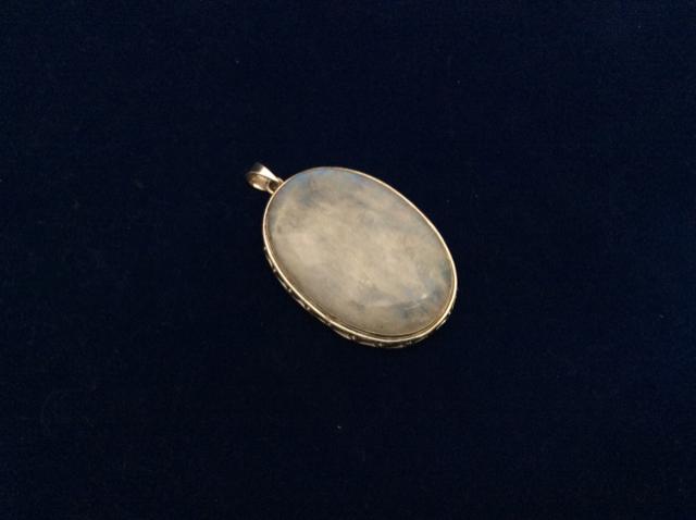 Vintage 925 Sterling Silver Pedant  oval shape 7412-1825 - Ragtime Consignment Boutique